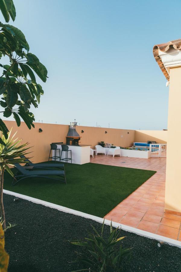 Moderne Villa Met Verwarmd Zwembad In Corralejo Buitenkant foto